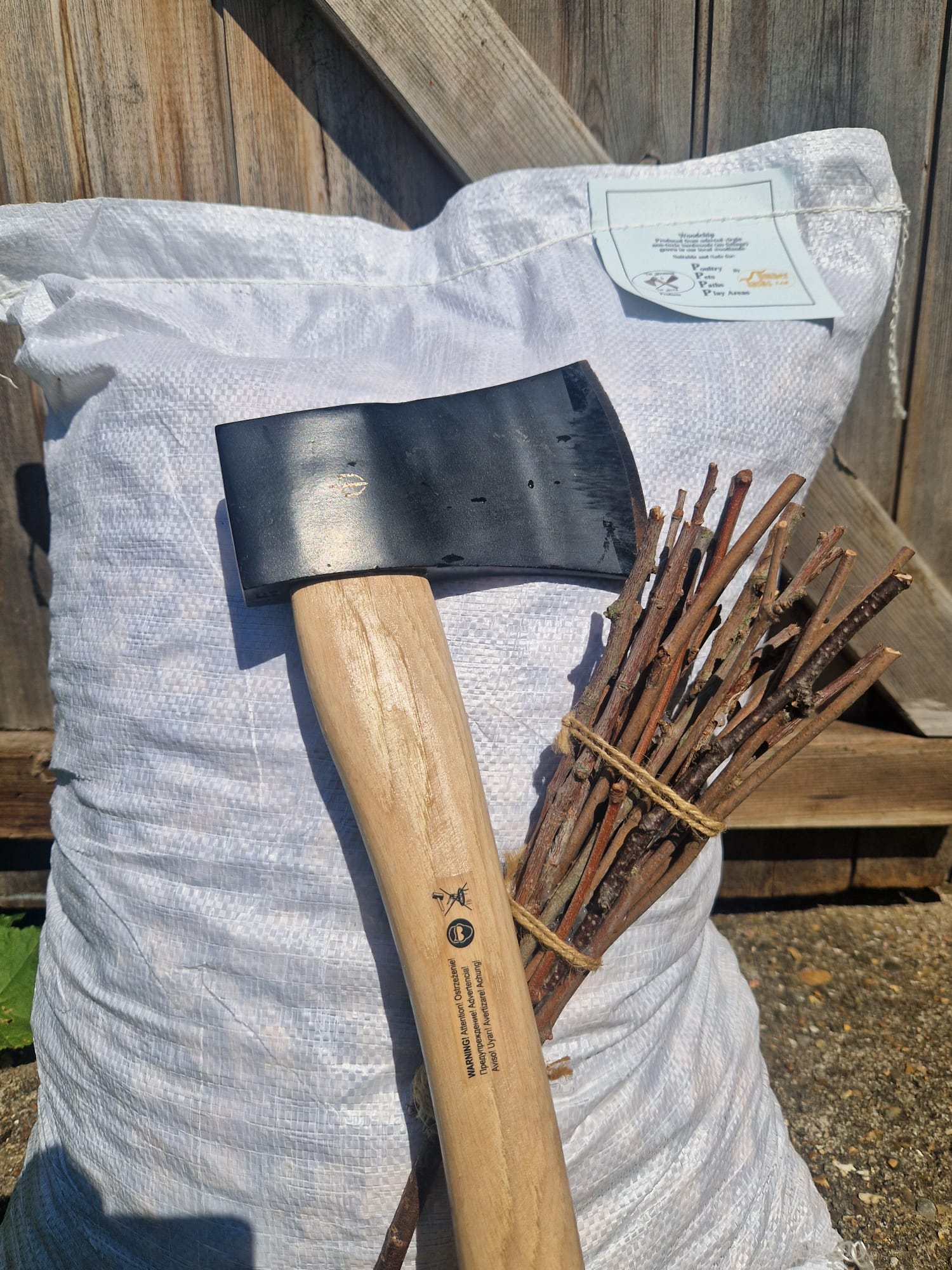 WOODSMAN AND THE WITCH HARDWOOD WOOD CHIP - Image 8