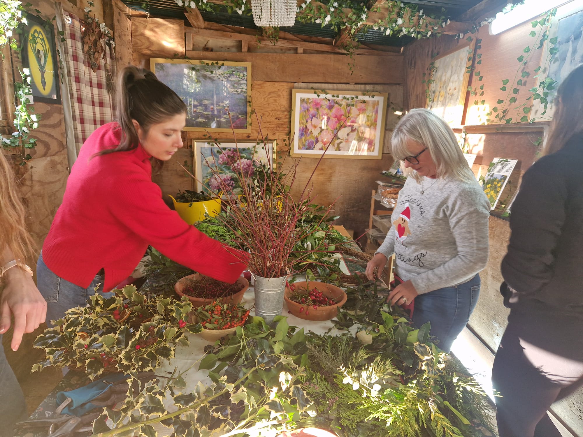 Natural Christmas Wreath Workshop Saturday 12th December - Image 4